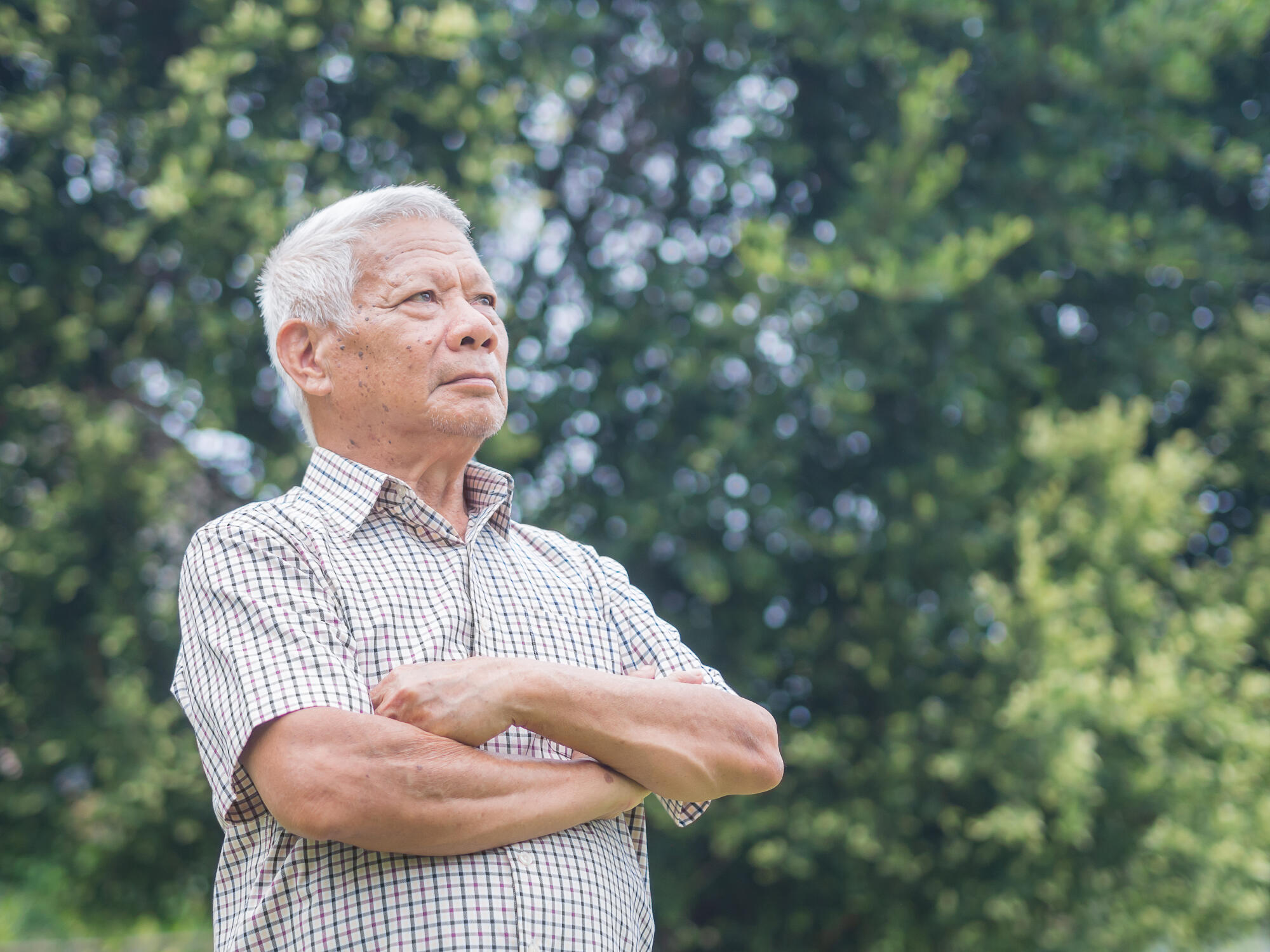 Anxiety Grounding Techniques That Help Seniors Stay Calm and Focused